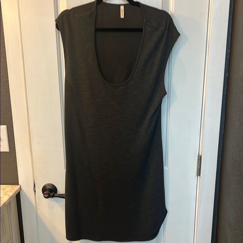 Elegant Black Midi Dress
